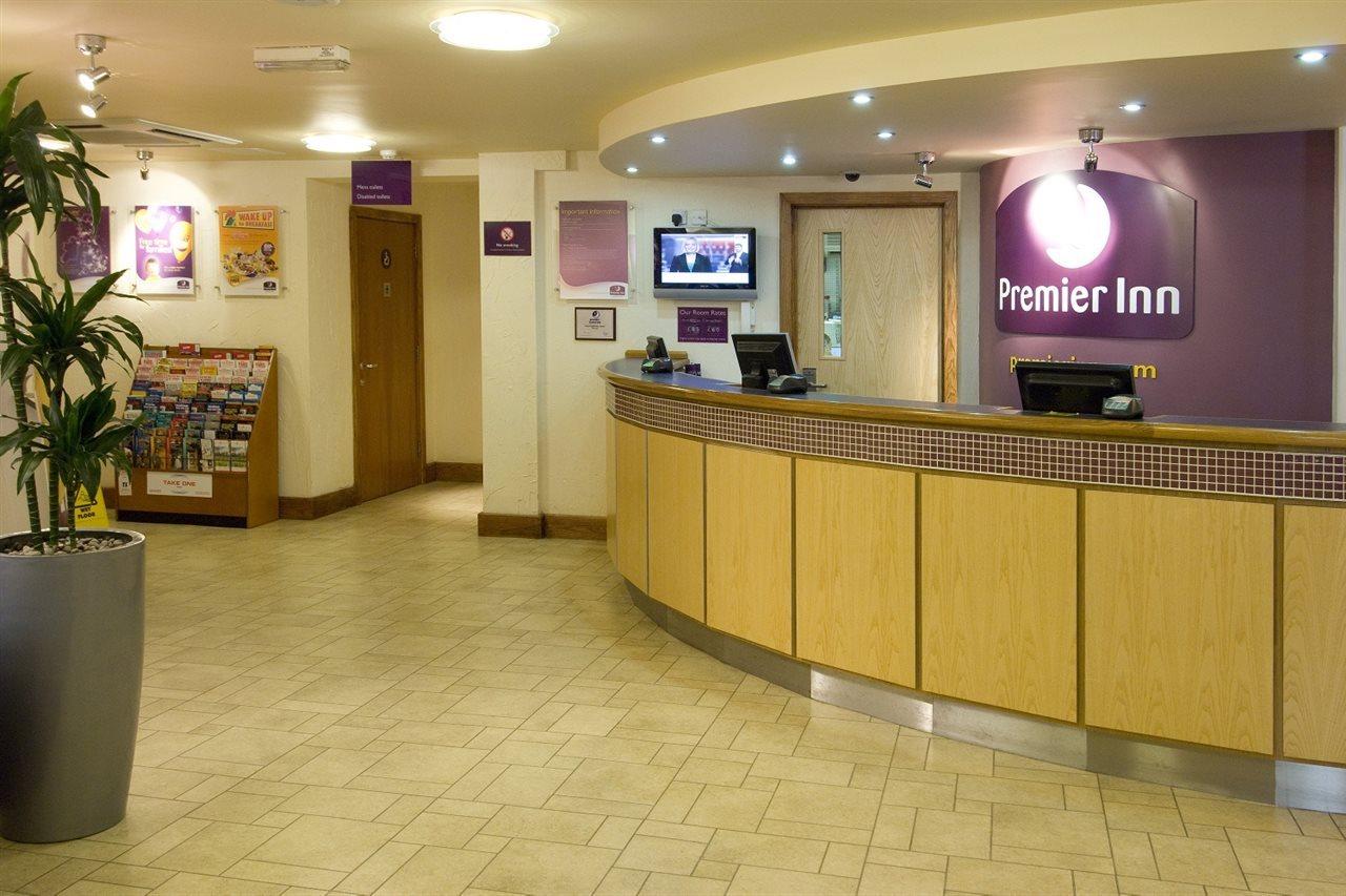 Premier Inn 斯劳 外观 照片